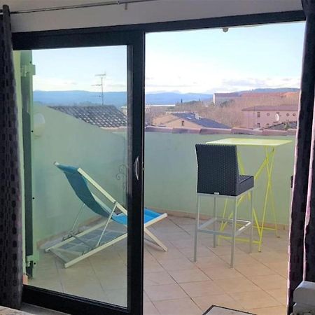 Duplex De Charme Avec Terrasse Au Coeur Du Village Лорг Экстерьер фото