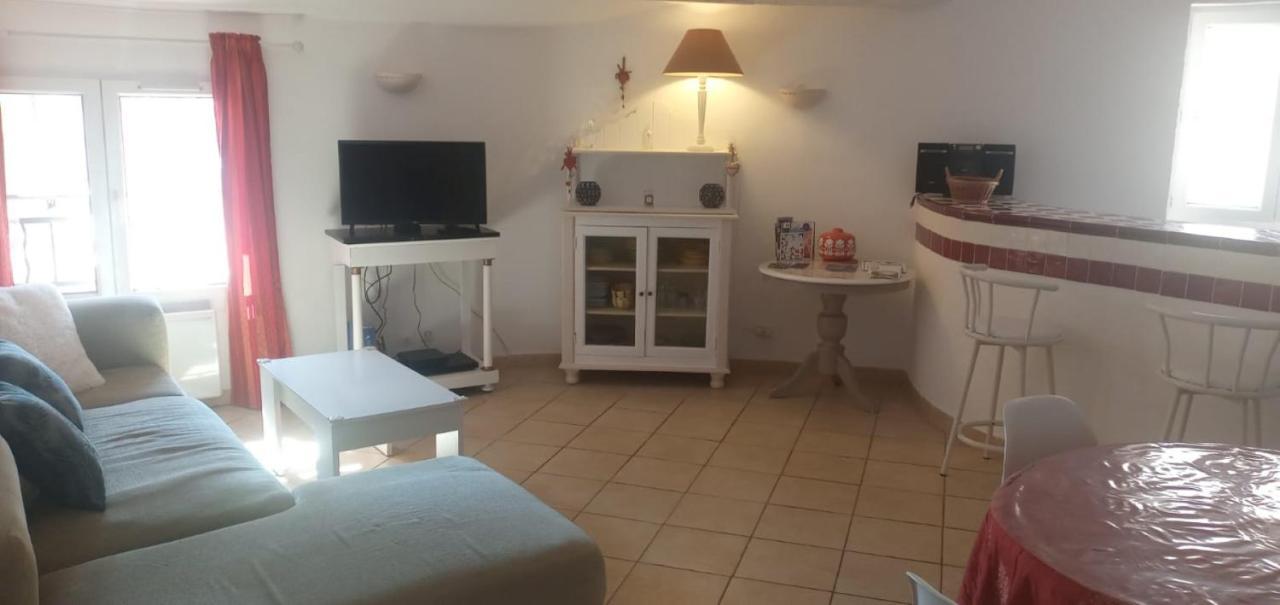 Duplex De Charme Avec Terrasse Au Coeur Du Village Лорг Экстерьер фото
